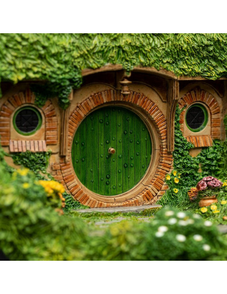 Lord of the Rings Statue Bag End on the Hill 19 cm