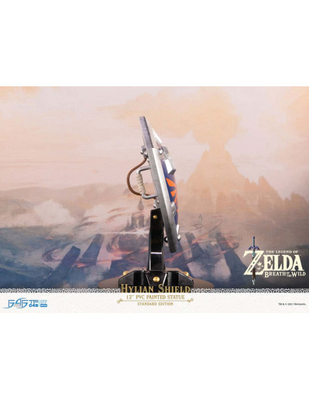 LEGEND OF ZELDA HYLIAN SHIELD PVC STATUE