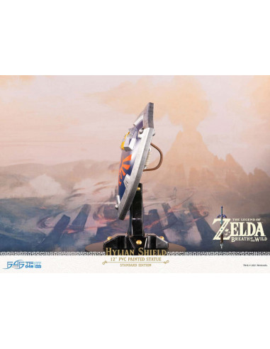 LEGEND OF ZELDA HYLIAN SHIELD PVC STATUE