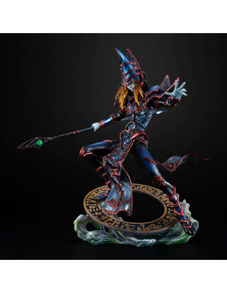 YUGIHO DUEL MONSTERS BLACK MAGICIAN STAT