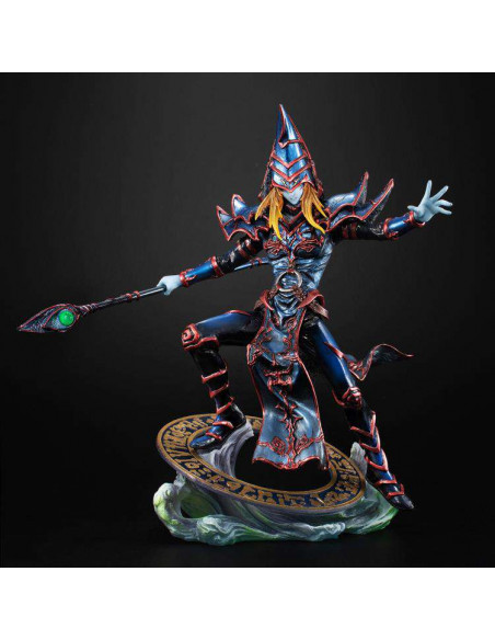 YUGIHO DUEL MONSTERS BLACK MAGICIAN STAT