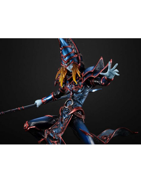 YUGIHO DUEL MONSTERS BLACK MAGICIAN STAT