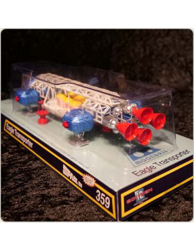 SPACE 1999 RETRO VERSION EAGLE