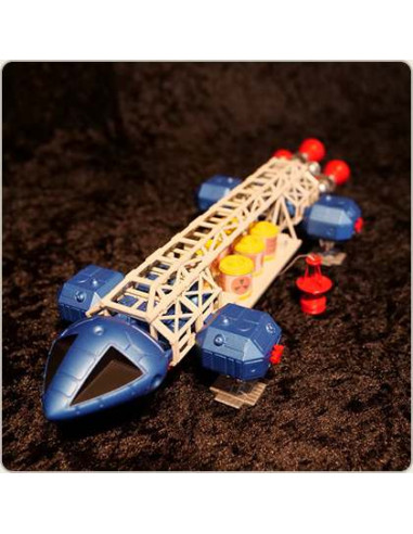 SPACE 1999 RETRO VERSION EAGLE