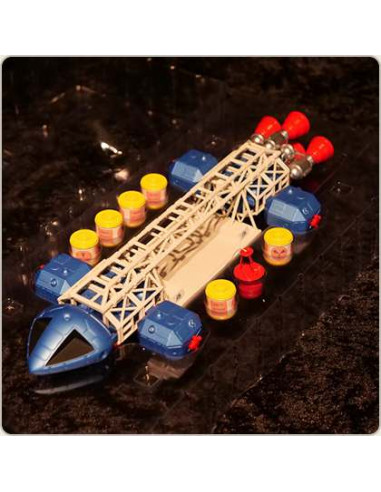 SPACE 1999 RETRO VERSION EAGLE