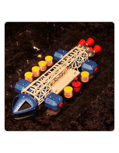 SPACE 1999 RETRO VERSION EAGLE