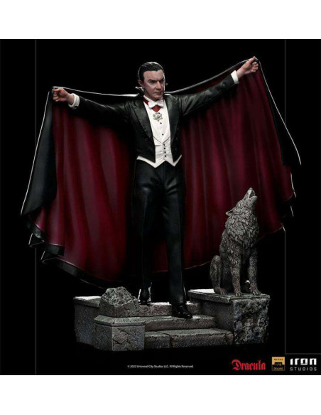 UNIVERSAL MONSTERS DRACULA 1/10 DLX STAT