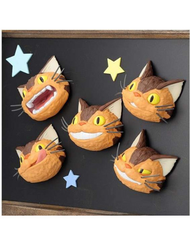 TOTORO CATBUS FACES MAGNETS DISPLAY (6)