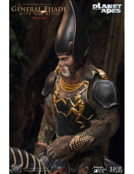 POTA GENERAL THADE W/ HORSE DLX STATUE