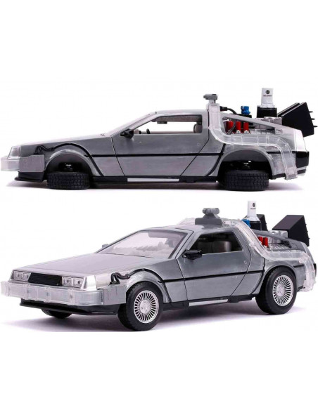 BTTF II DELOREAN DIE CAST 1:24 W LIGHTS