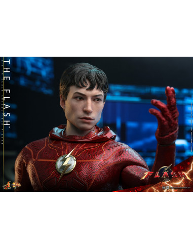 DC THE FLASH Ezra Miller as Barry Allen Action Figure Hot Toys Sideshow MMS713