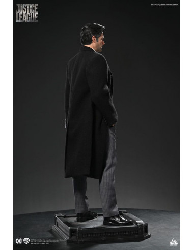 Justice League Statue 1/4 Bruce Wayne (Ben Affleck) 51 cm