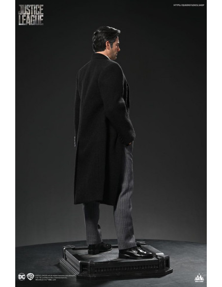 Justice League Statue 1/4 Bruce Wayne (Ben Affleck) 51 cm