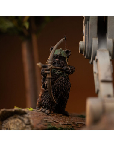 Star Wars Demi Art Scale Statue 1/20 AT-ST and Chewbacca 53 cm