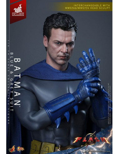 The Flash Movie Masterpiece Action Figure 1/6 Batman (Blue & Grey Suit) Limited Edition Hot Toys Exclusive 30 cm