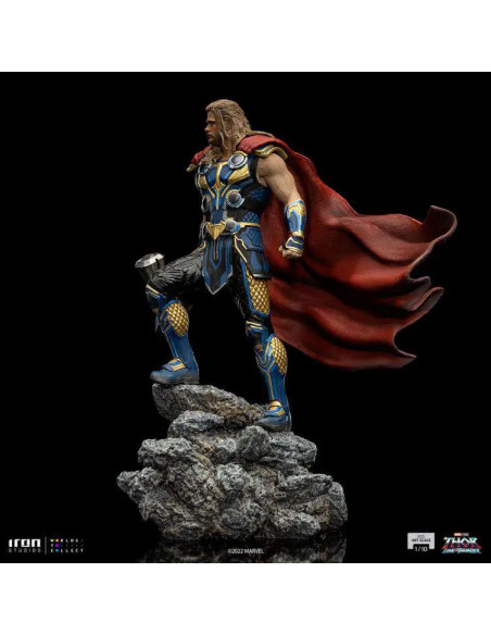 THOR LOVE AND THUNDER  THOR 1/10 STATUE
