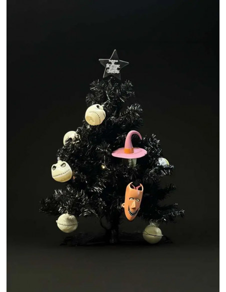 NBX 2005 XMAS TREE WITH LIGHTS