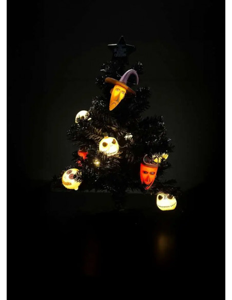 NBX 2005 XMAS TREE WITH LIGHTS