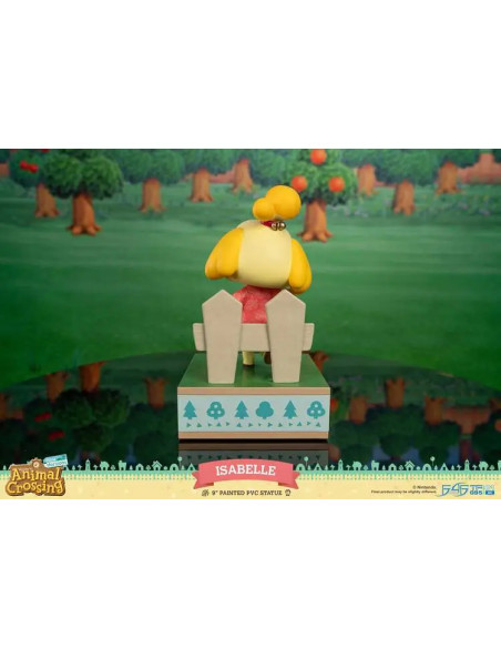 ANIMAL CROSSING NEW HORIZON ISABELLE PVC STATUE