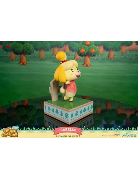 ANIMAL CROSSING NEW HORIZON ISABELLE PVC STATUE