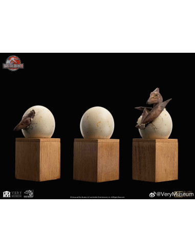 Jurassic Park 30th Ann Pteranodon Hatching Elite Creature Colletibles Statue 1:2