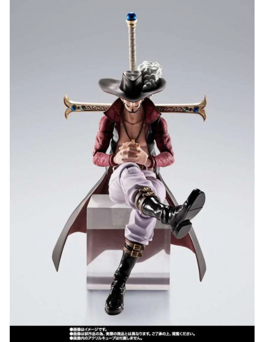 One Piece Dracule Mihawk Hawkeye Ver Action Figure S.H. Figuarts Bandai Tamashii