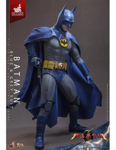 DC THE FLASH Batman Blue & Grey EXCLUSIVE Action Figure Hot Toys Sideshow MMS834