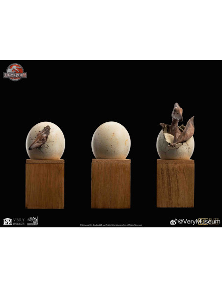 Jurassic Park 30th Ann Pteranodon Hatching Elite Creature Colletibles Statue 1:2
