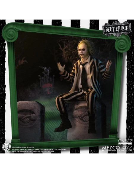One:12 Beetlejuice Michael Keaton Deluxe Edition Action Figure 1/12 Mezco