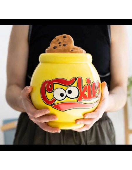 SESAME STREET COOKIE BOX