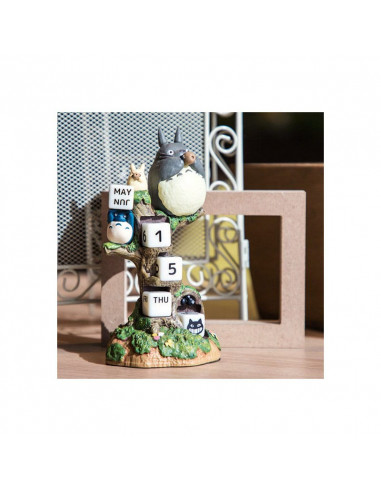 My Neighbor Totoro Statue Three-wheeler Diorama / Calendar 11 cm *English Version*