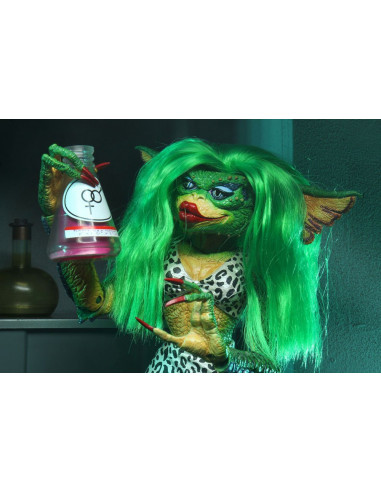 Gremlins 2 Ultimate Action Figure Greta 15 cm