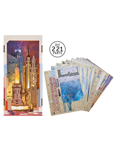 Revell Tiny Adventures Book Nook Mini Diorama New York 18 cm