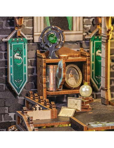Book Nook Darkness Common Room 23 x 11 cm