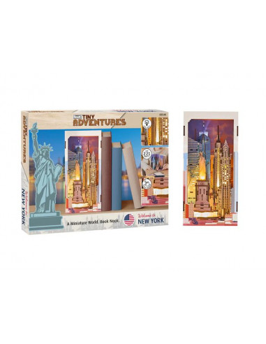 NEW YORK TINY ADVENTURES BOOK NOOK