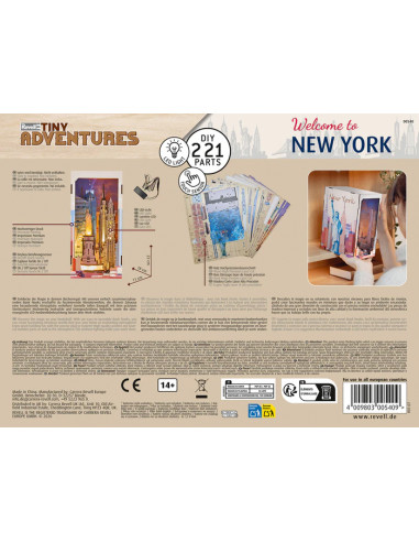 NEW YORK TINY ADVENTURES BOOK NOOK