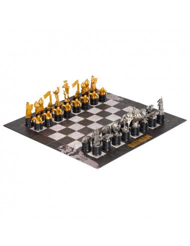 DC BATMAN VS THE JOKER CHESS SET