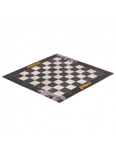 DC BATMAN VS THE JOKER CHESS SET