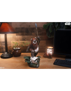 Star Wars: Episode VI - Return of the Jedi Premium Format Statue Wicket 46 cm