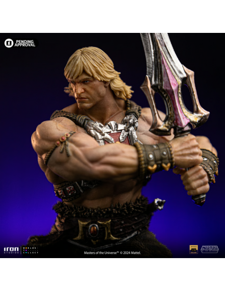 Masters of the Universe Deluxe Statue 1/10 HE-MAN Unleashed Iron Studios live