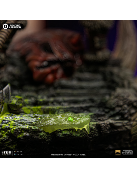 Masters of the Universe Deluxe Statue 1/10 HE-MAN Unleashed Iron Studios live