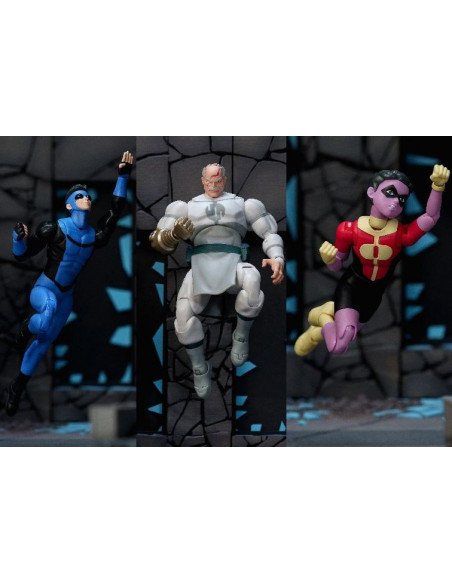 INVINCIBLE INVINCIBLE WITH KID OMNI MAN & CONQUEST LIMITED ACTION FIGURE SET(3)