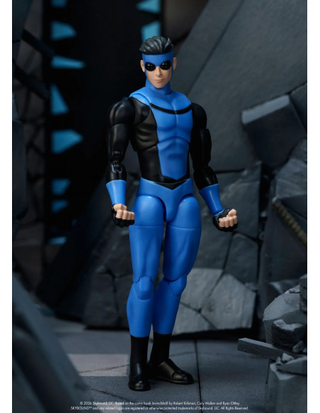 INVINCIBLE INVINCIBLE WITH KID OMNI MAN & CONQUEST LIMITED ACTION FIGURE SET(3)
