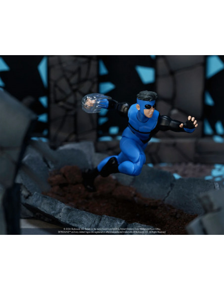 INVINCIBLE INVINCIBLE WITH KID OMNI MAN & CONQUEST LIMITED ACTION FIGURE SET(3)