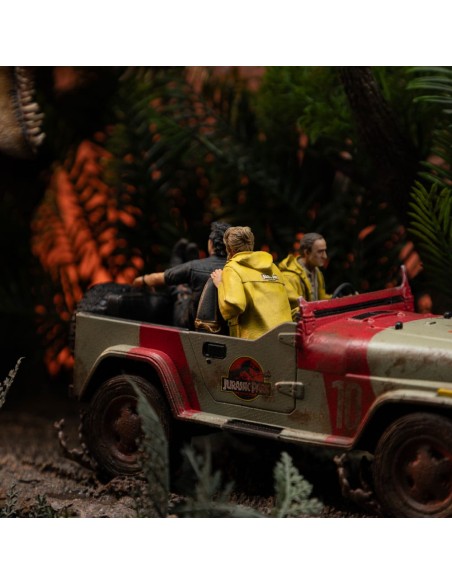 Jurassic Park Demi Art Scale Statue 1/20 T-Rex Chase 30 cm