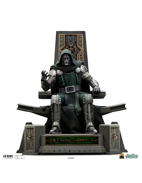 AVENGERS:DOOMSDAY DOCTOR DOOM ON THRONE 1/10 STATUE