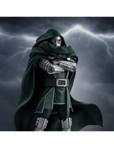 AVENGERS DOOMSDAY DOCTOR DOOM S.H.FIGUARTS