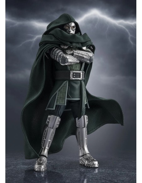 AVENGERS DOOMSDAY DOCTOR DOOM S.H.FIGUARTS