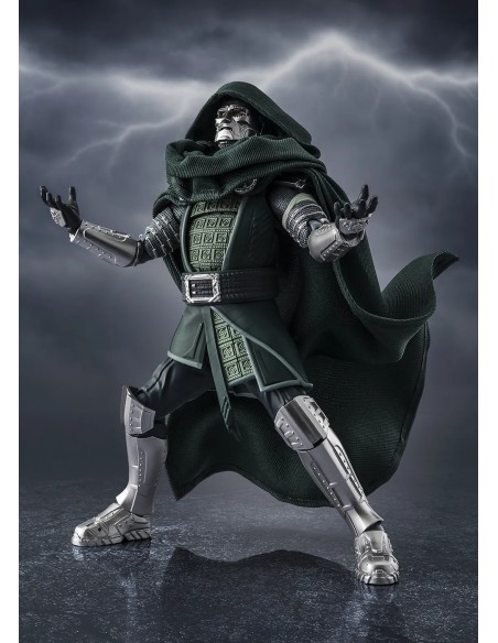AVENGERS DOOMSDAY DOCTOR DOOM S.H.FIGUARTS