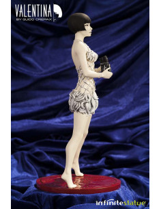 CREPAX VALENTINA STATUE 2